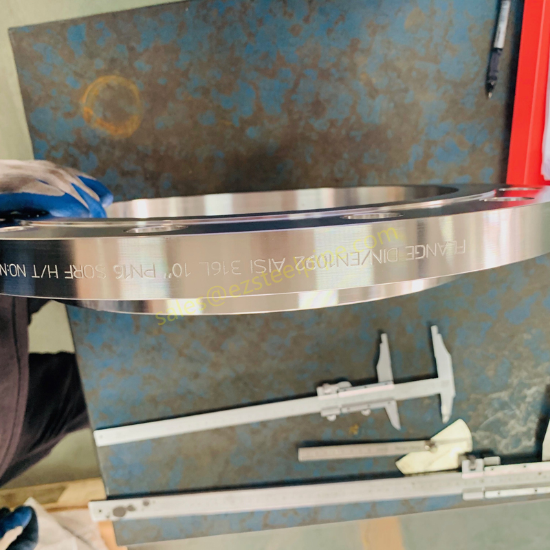 Carbon-Steel,-Stainless-Steel-and-Carbon-Alloy-Steel-Flanges8